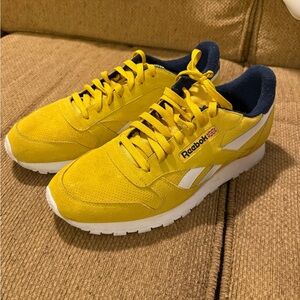 Reebok Classic Athletic Running Shoes Urban Yellow